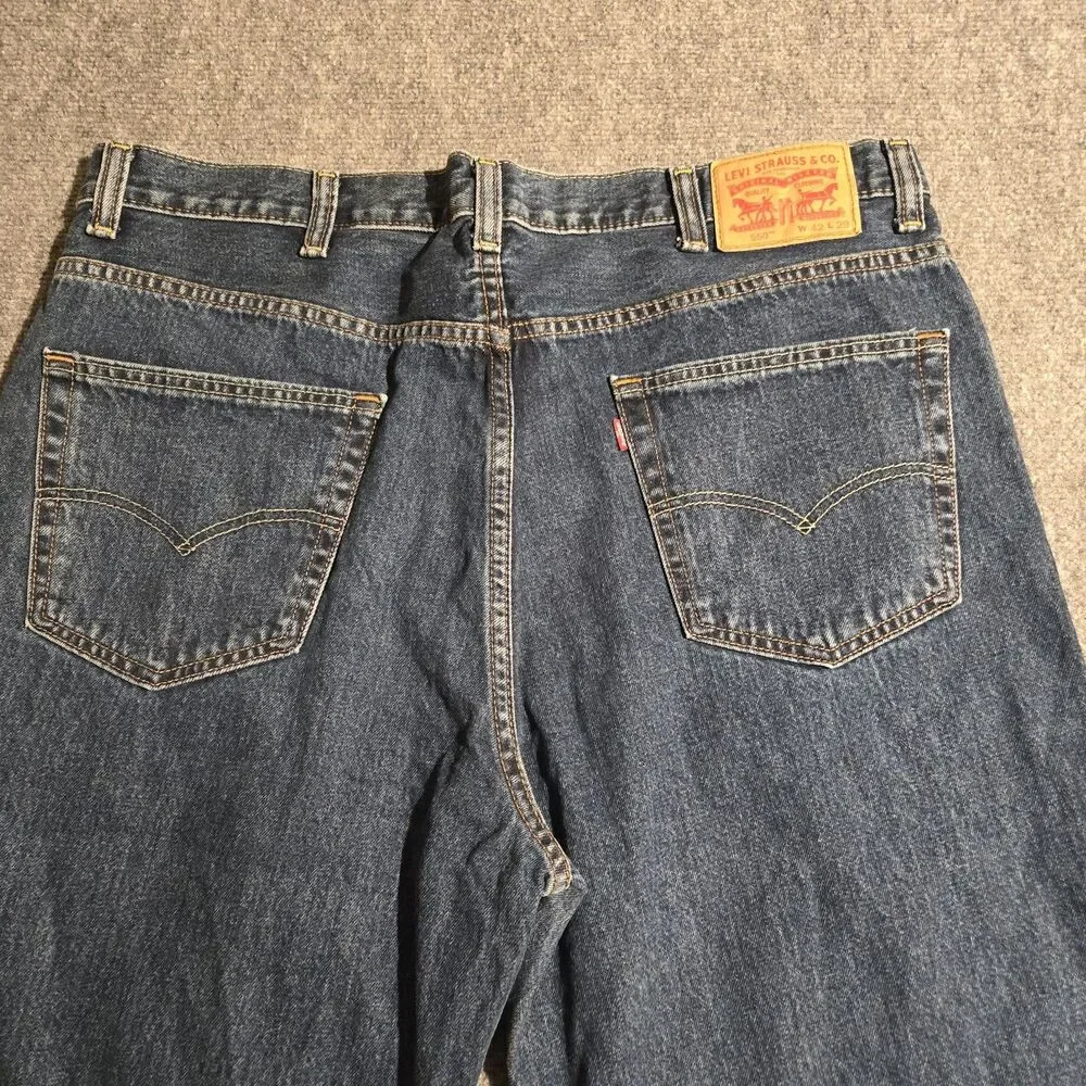 Levis Denim Jeans 550 Mens Size 42x29 Blue Dark Wash Slight Taper EUC Casual